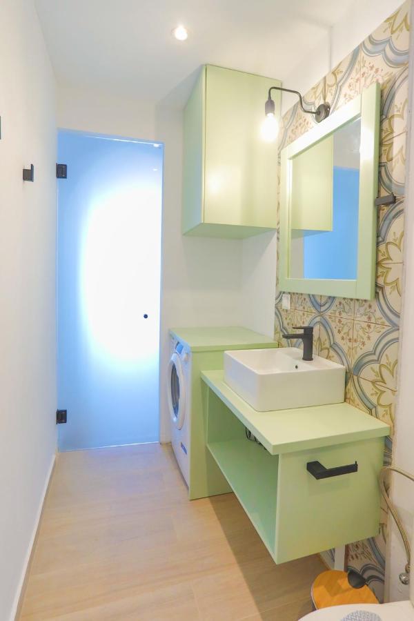 Kaminaki Beachfront Apartments Nisaki  Ngoại thất bức ảnh