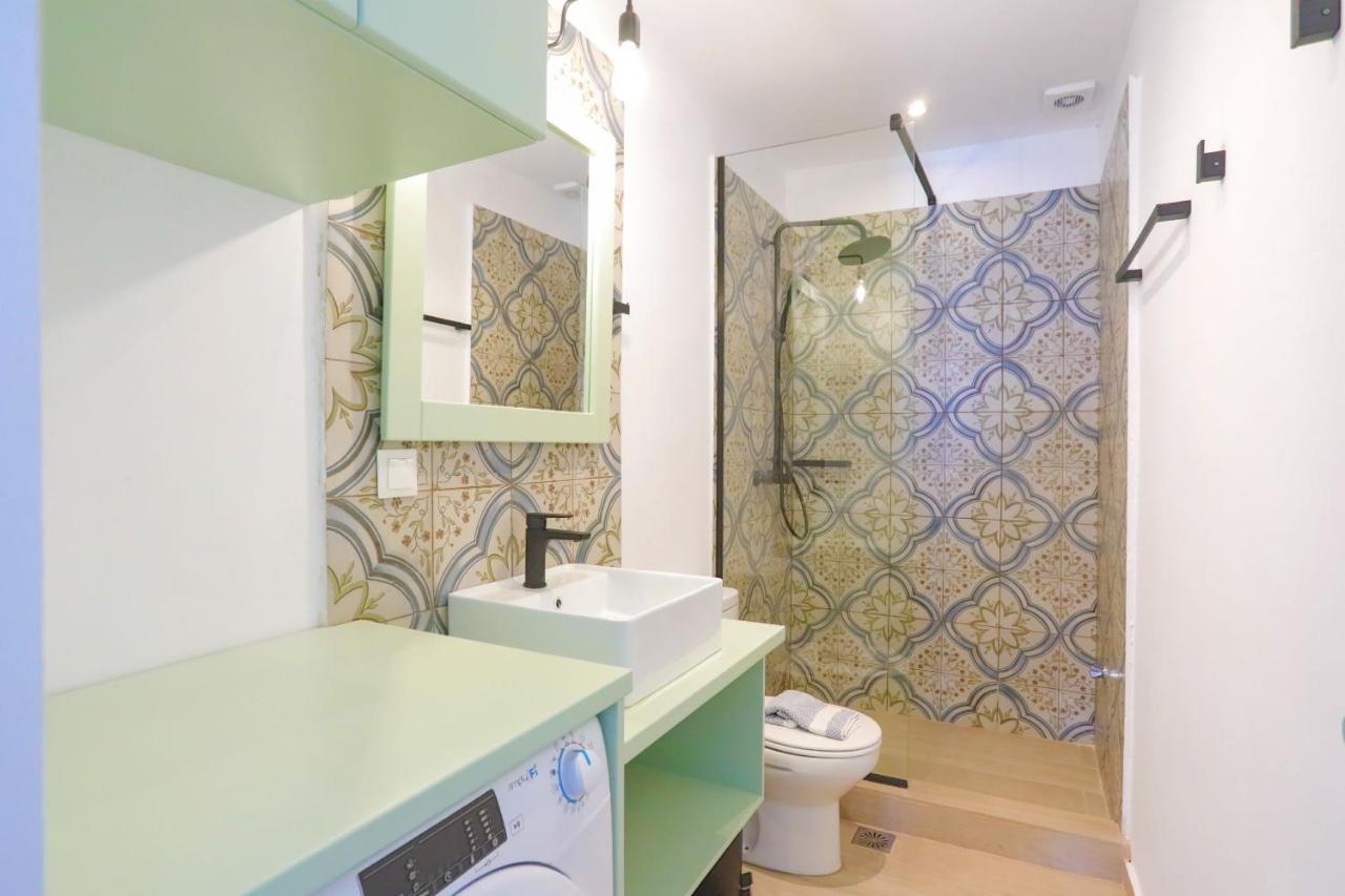 Kaminaki Beachfront Apartments Nisaki  Ngoại thất bức ảnh