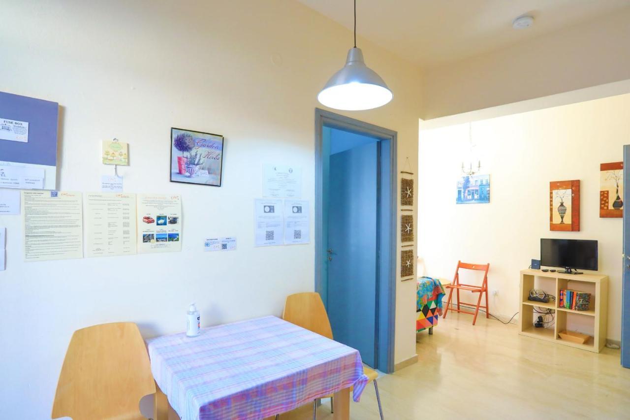 Kaminaki Beachfront Apartments Nisaki  Ngoại thất bức ảnh