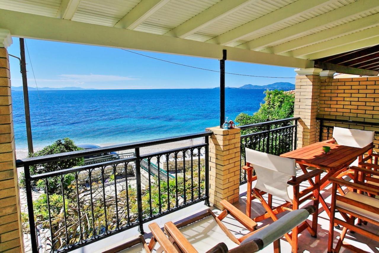 Kaminaki Beachfront Apartments Nisaki  Ngoại thất bức ảnh