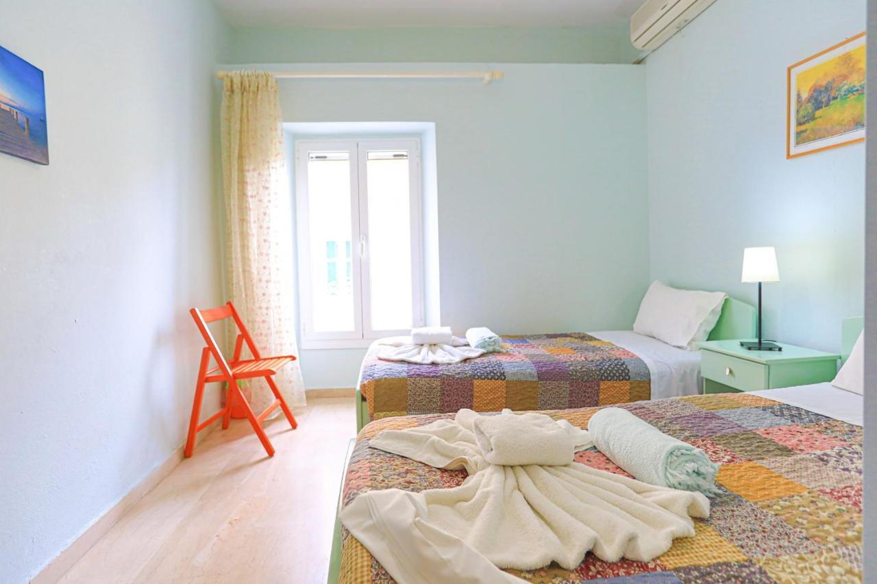 Kaminaki Beachfront Apartments Nisaki  Ngoại thất bức ảnh